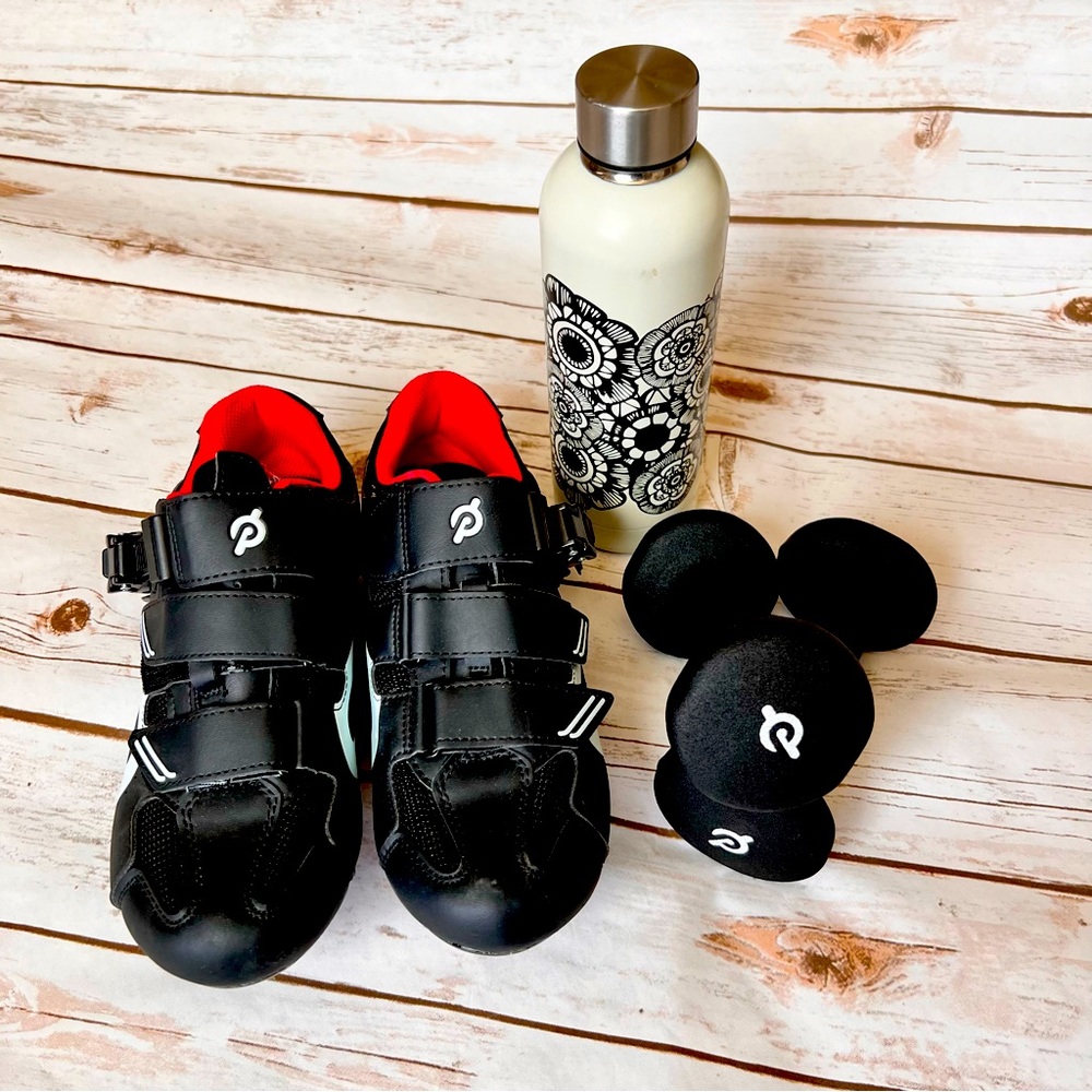 Women’s Peloton Cycling Shoes Sz 39